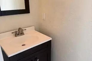 3070 S Oakland Forest Dr, Oakland Park, FL 33309 - Photo 9