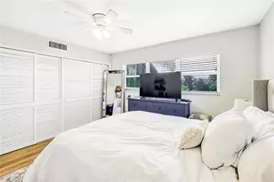 2453 NE 51st St, Fort Lauderdale, FL 33308 - Photo 7