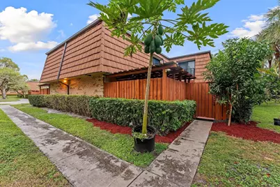 9156 SW 23rd Street #D, Davie, FL 33324 - Photo 33