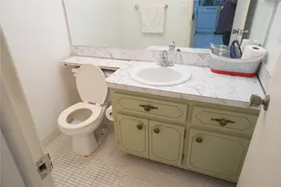 303 N Riverside Dr, Pompano Beach, FL 33062 - Photo 23