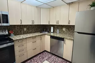 305 N Pompano Beach Blvd, Pompano Beach, FL 33062 - Photo 5