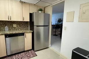 305 N Pompano Beach Blvd, Pompano Beach, FL 33062 - Photo 3