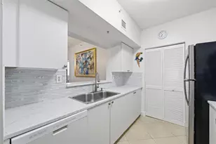 3020 NE 32nd Ave, Fort Lauderdale, FL 33308 - Photo 5