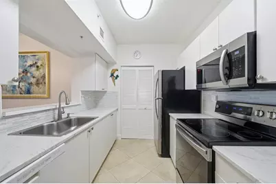 3020 NE 32nd Avenue #1103, Fort Lauderdale, FL 33308 - Photo 7