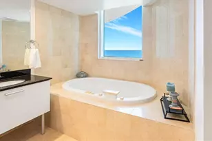 17201 Collins Ave, Sunny Isles Beach, FL 33160 - Photo 25