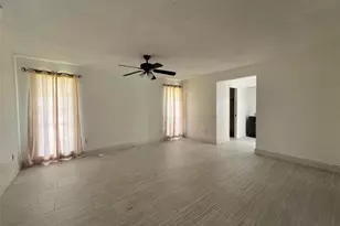 1107 NW 84th Dr, Coral Springs, FL 33071 - Photo 9