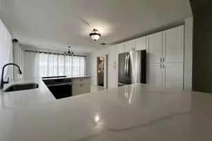 1107 NW 84th Dr, Coral Springs, FL 33071 - Photo 3