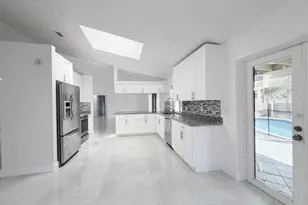 1712 NW 91st Ave, Plantation, FL 33322 - Photo 5