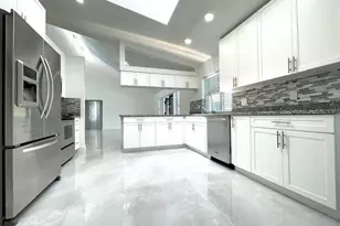 1712 NW 91st Ave, Plantation, FL 33322 - Photo 3