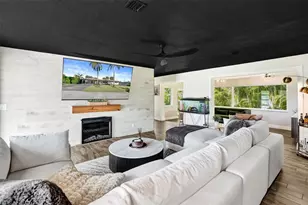 401 NE 49th St, Oakland Park, FL 33334 - Photo 11