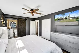 401 NE 49th St, Oakland Park, FL 33334 - Photo 29