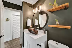 401 NE 49th St, Oakland Park, FL 33334 - Photo 39