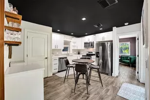 401 NE 49th St, Oakland Park, FL 33334 - Photo 15