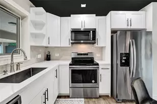 401 NE 49th St, Oakland Park, FL 33334 - Photo 17