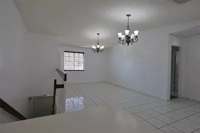 3250 W 70th Street #202, Hialeah, FL 33018 - Photo 9