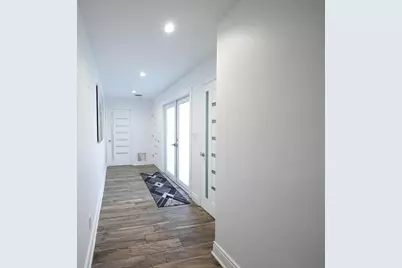 241 SW 129th Avenue, Miami, FL 33184 - Photo 3