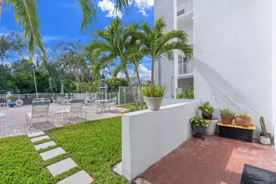 2860 NE 14th Street Causeway #104D, Pompano Beach, FL 33062 - Photo 23