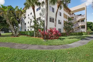 3101 Portofino Point, Pompano Beach, FL 33066 - Photo 35