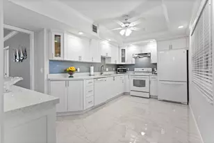 821 Cypress Blvd, Pompano Beach, FL 33069 - Photo 5