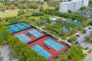 821 Cypress Blvd, Pompano Beach, FL 33069 - Photo 43