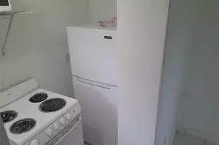 7400 Panama St, Miramar, FL 33023 - Photo 5