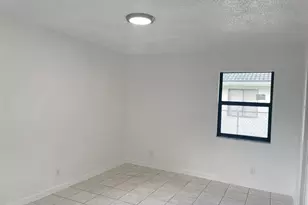 4104 NW 114th Ave, Coral Springs, FL 33065 - Photo 9