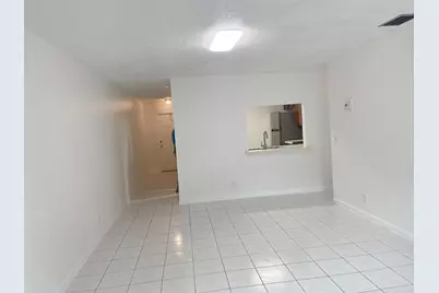 4104 NW 114th Avenue, Coral Springs, FL 33065 - Photo 5