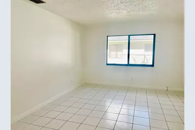 4104 NW 114th Avenue, Coral Springs, FL 33065 - Photo 7