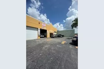 238 NW 9th Avenue #4, Homestead, FL 33030 - Photo 1