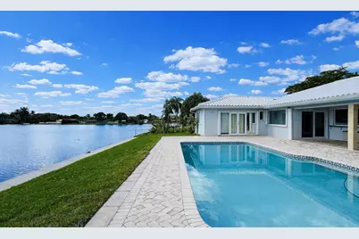 7130 SW 9th Street, Plantation, FL 33317 - Photo 3