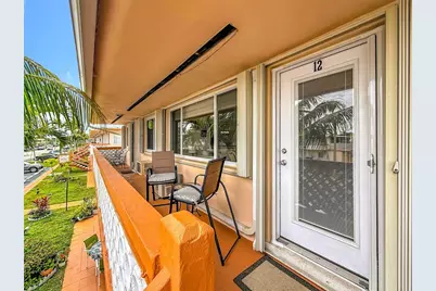 800 SW 11th Avenue #12, Hallandale Beach, FL 33009 - Photo 15