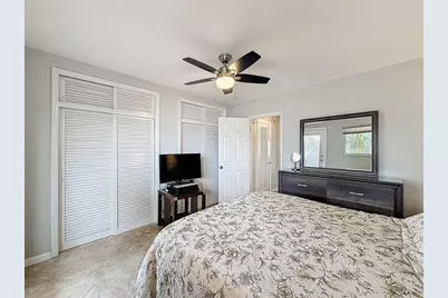 800 SW 11th Avenue #12, Hallandale Beach, FL 33009 - Photo 13