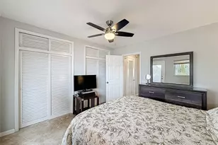 800 SW 11th Ave, Hallandale Beach, FL 33009 - Photo 13