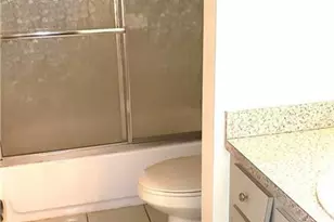 6010 Coral Lake Dr, Margate, FL 33063 - Photo 13