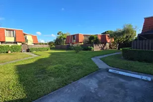 23048 Oxford Pl, Boca Raton, FL 33433 - Photo 49