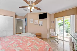 1554 Yellowheart Way, Hollywood, FL 33019 - Photo 25
