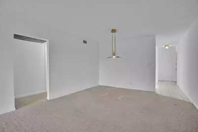 4402 Martinique Court #M4, Coconut Creek, FL 33066 - Photo 9