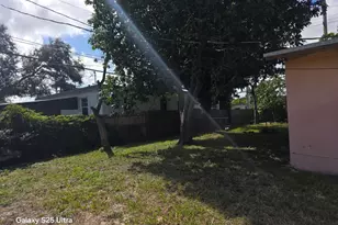 446 NW 119th St, Miami, FL 33168 - Photo 13