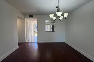 7840 NW 50th St, Lauderhill, FL 33351 - Photo 9