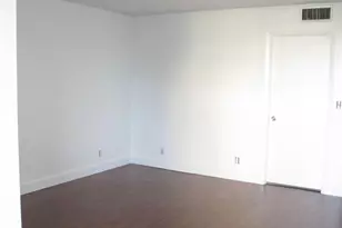 7840 NW 50th St, Lauderhill, FL 33351 - Photo 9