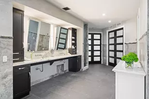 10270 SW 58th St, Miami, FL 33173 - Photo 33