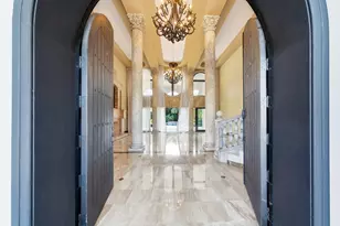 10270 SW 58th St, Miami, FL 33173 - Photo 5