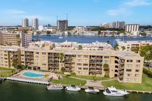 301 Golden Isles Dr, Hallandale Beach, FL 33009 - Photo 17