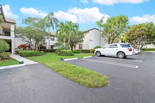 3258 Jog Park Dr, Greenacres, FL 33467 - Photo 3