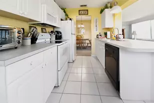 4391 NW 12th Ave, Deerfield Beach, FL 33064 - Photo 17