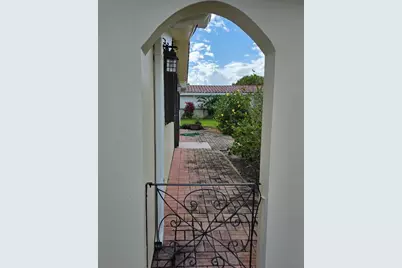 4391 NW 12th Avenue, Deerfield Beach, FL 33064 - Photo 3