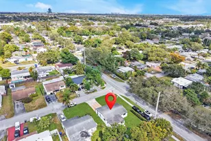 6400 W Garfield St, Hollywood, FL 33024 - Photo 27