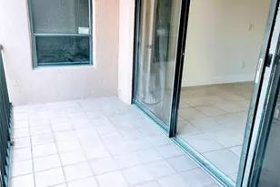 793 NE 206th St, Miami, FL 33179 - Photo 9