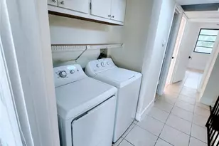 793 NE 206th St, Miami, FL 33179 - Photo 11