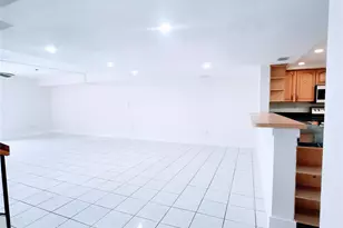 793 NE 206th St, Miami, FL 33179 - Photo 5